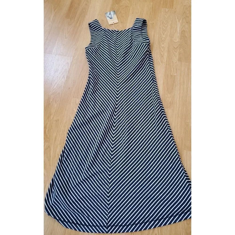 Royal Robbins Active Essentials Striped Dress - Picture 4 of 8